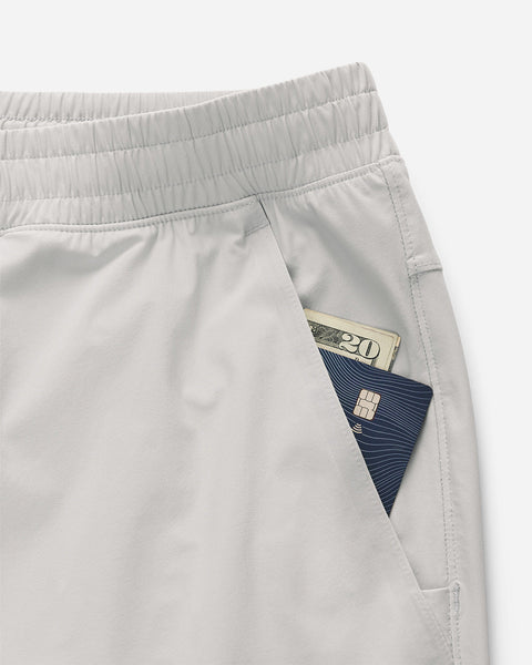 Foundation Short showcase | variant:light grey