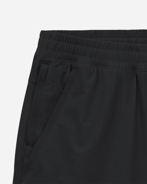 Foundation Short showcase | variant:black