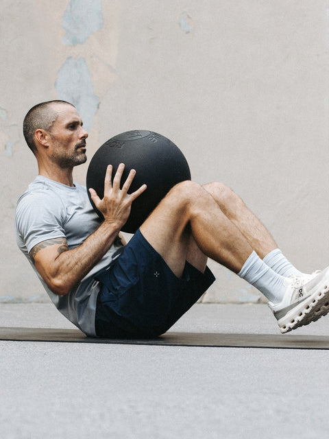 Foundation Short showcase | variant:black