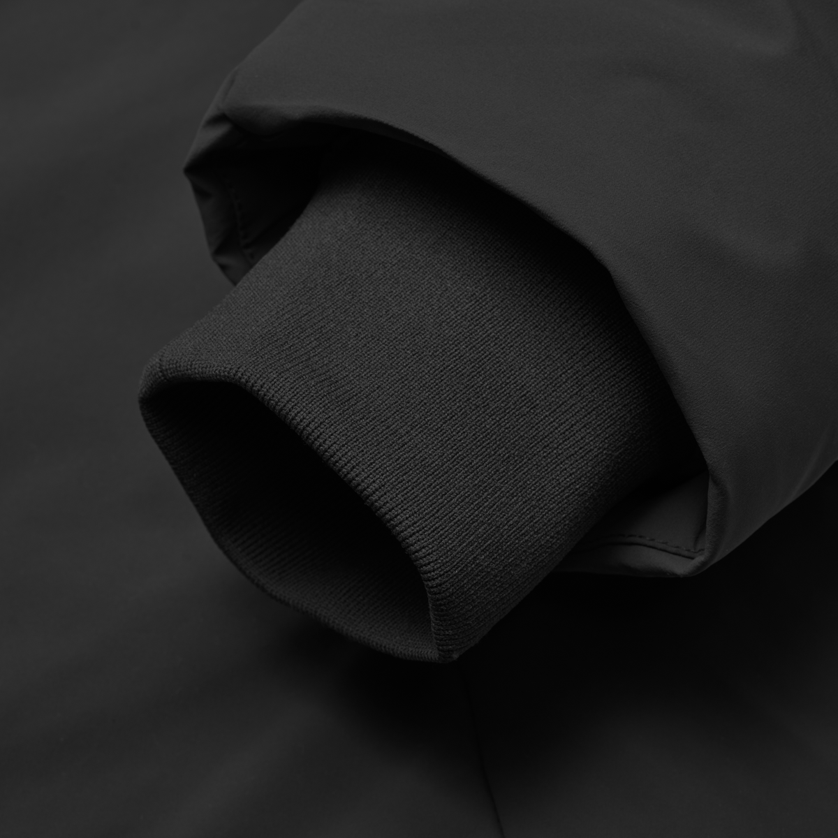 Insulated Tech Jacket: Men's Water-Resistant Technical