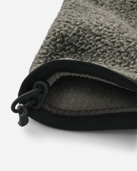 Sherpa Tech Vest showcase | variant:Flat Dark Earth